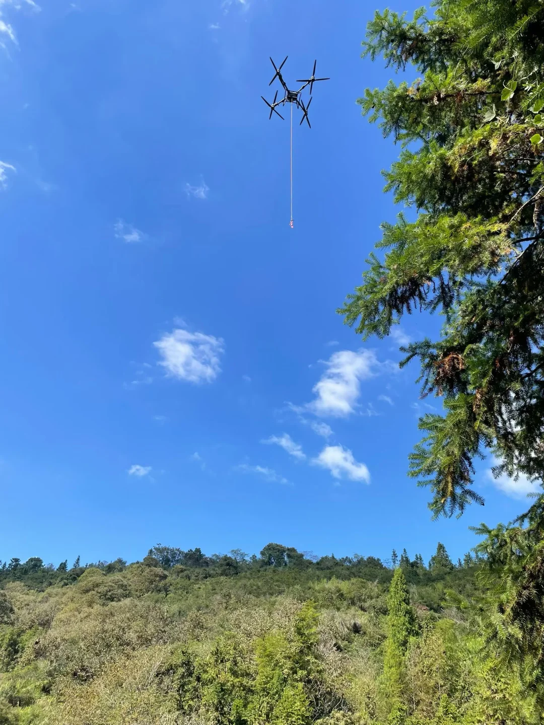 无人机持证后的就业方向之——无人机吊运