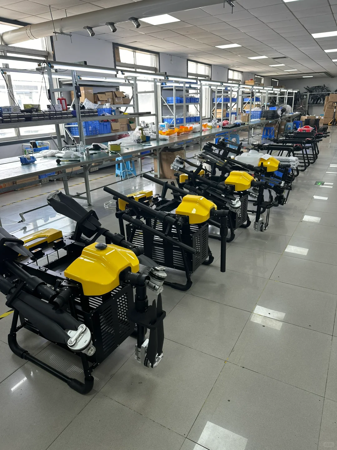 运输无人机持续出货中