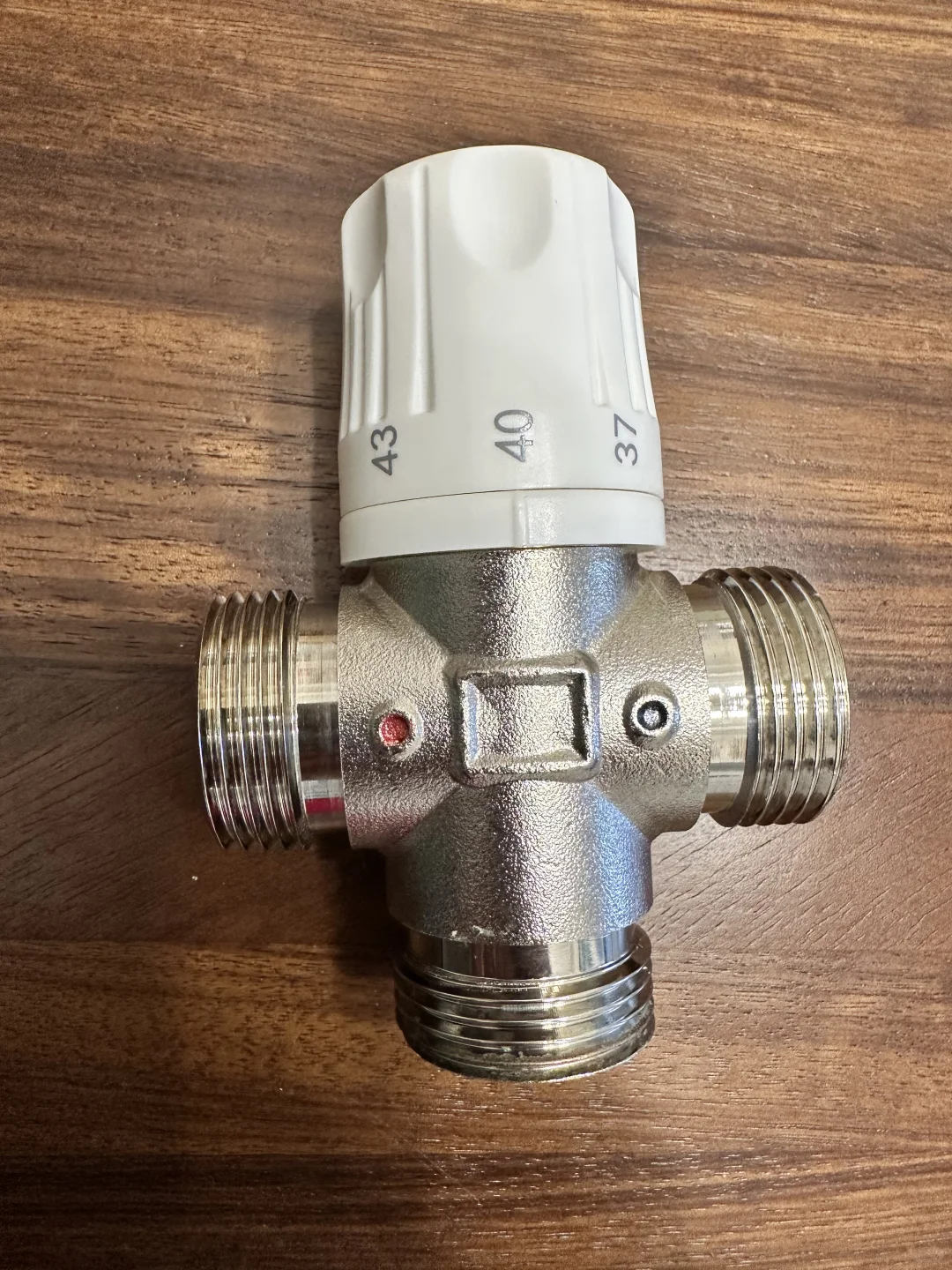 恒温阀：小厨宝零冷水、