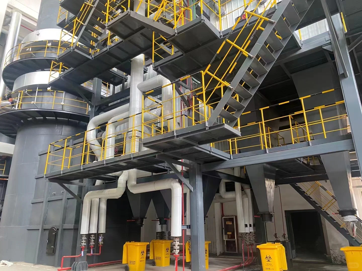 你知道医疗垃圾焚烧炉的设计根据哪方面么？