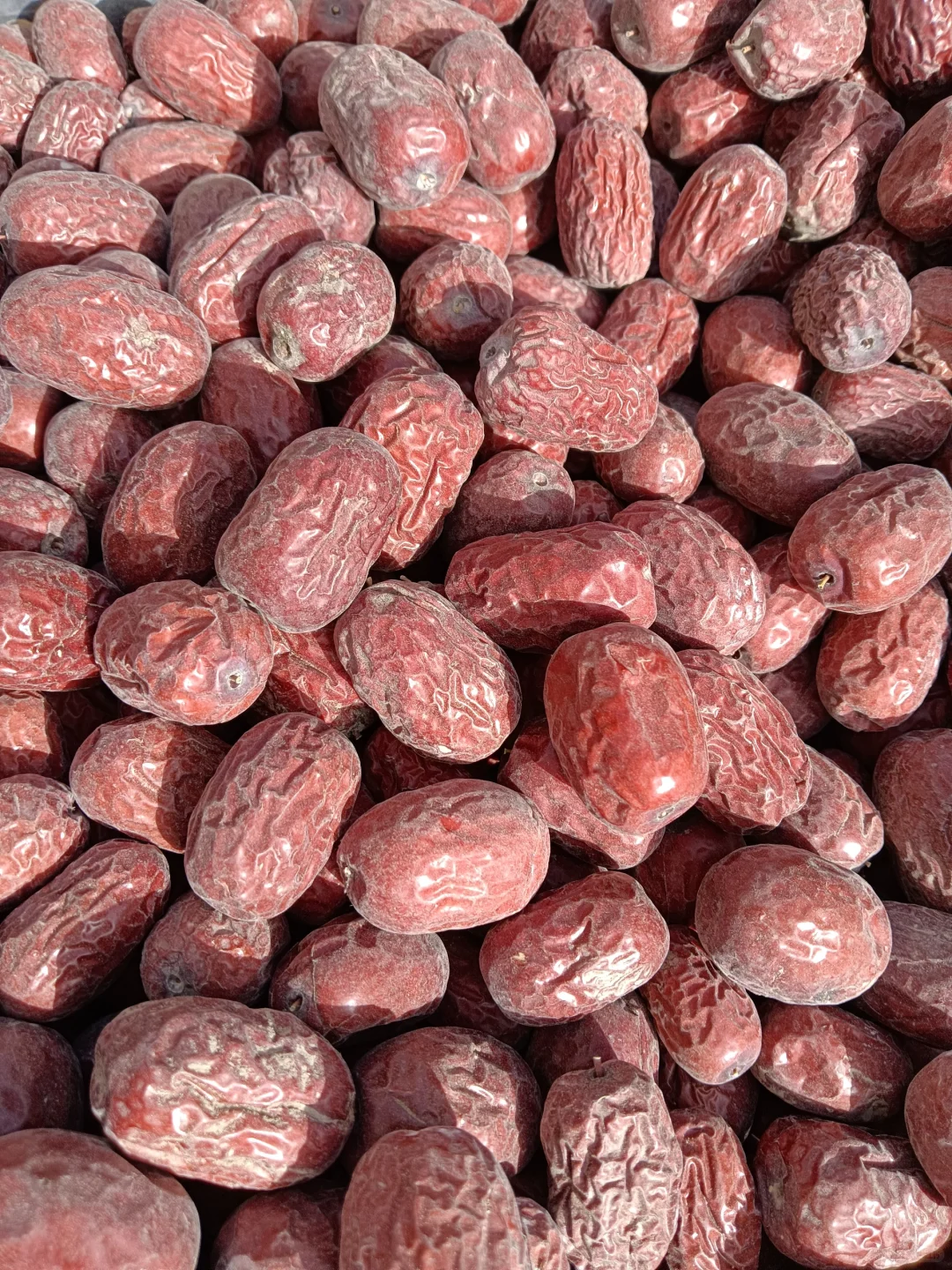 不要嫌它“脏”不水洗不加工带土新疆灰枣！