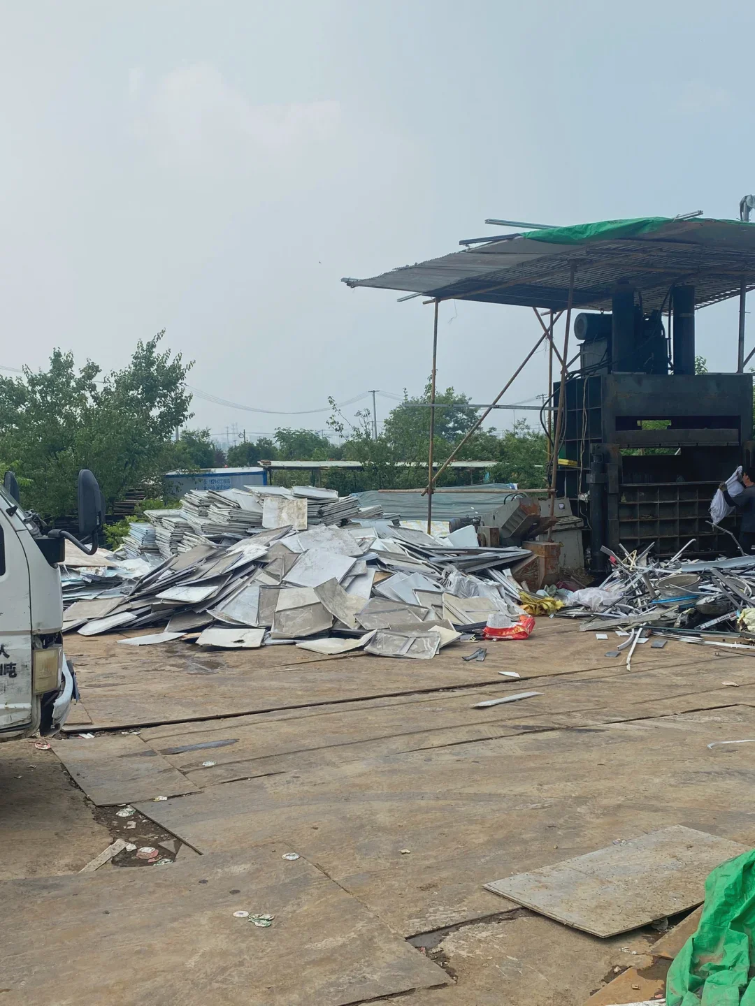 初入行的小白，不懂收废品可要吃亏哦。