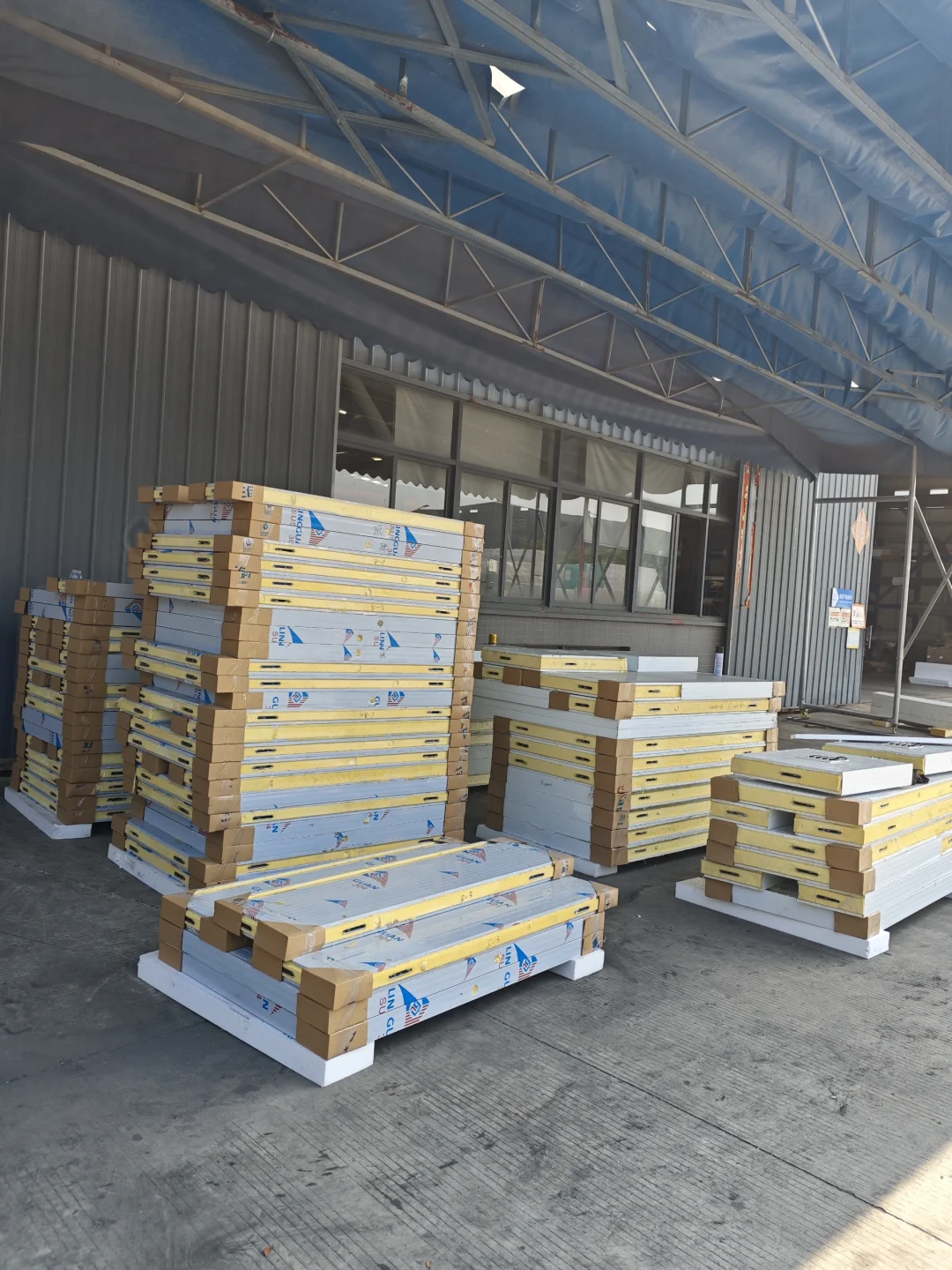 冷库板源头工厂 十多年的品质保证