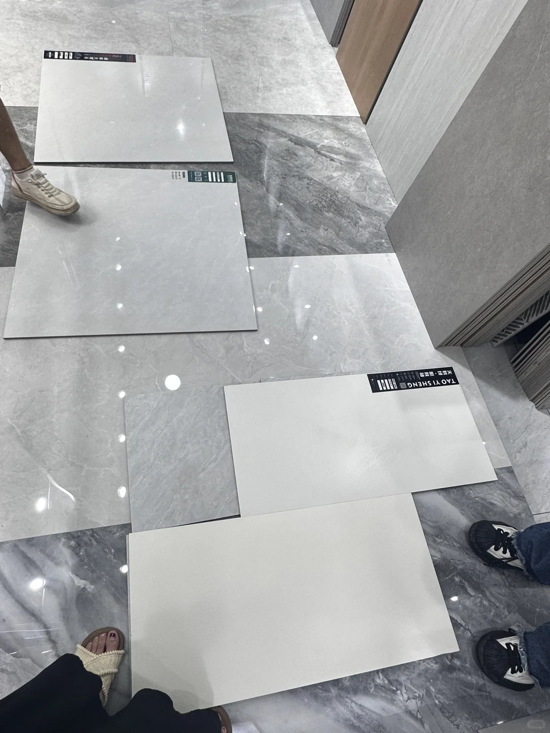 瓷砖价格砍不下来,我直接找到了总经销商!