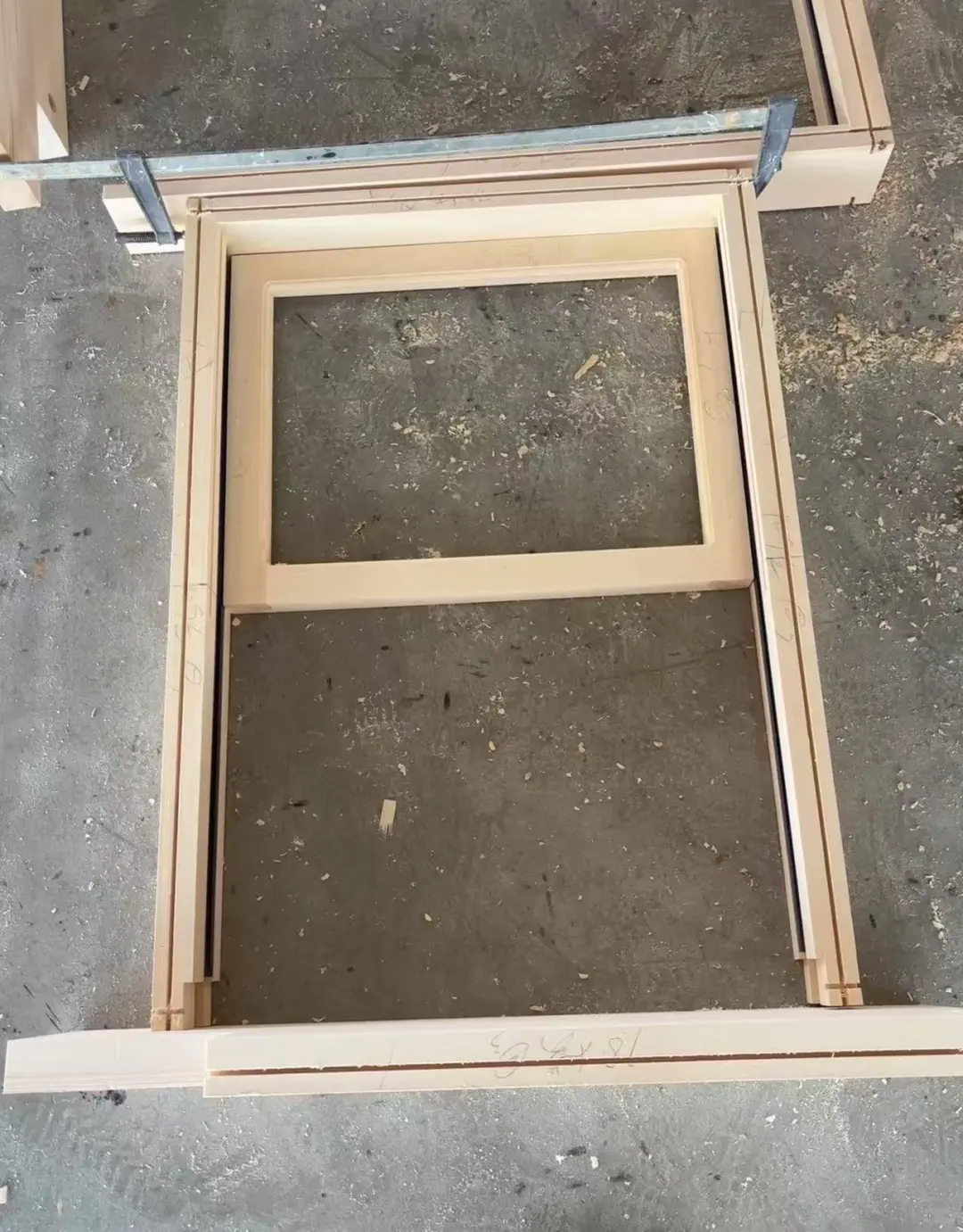 实木工厂车间实拍图