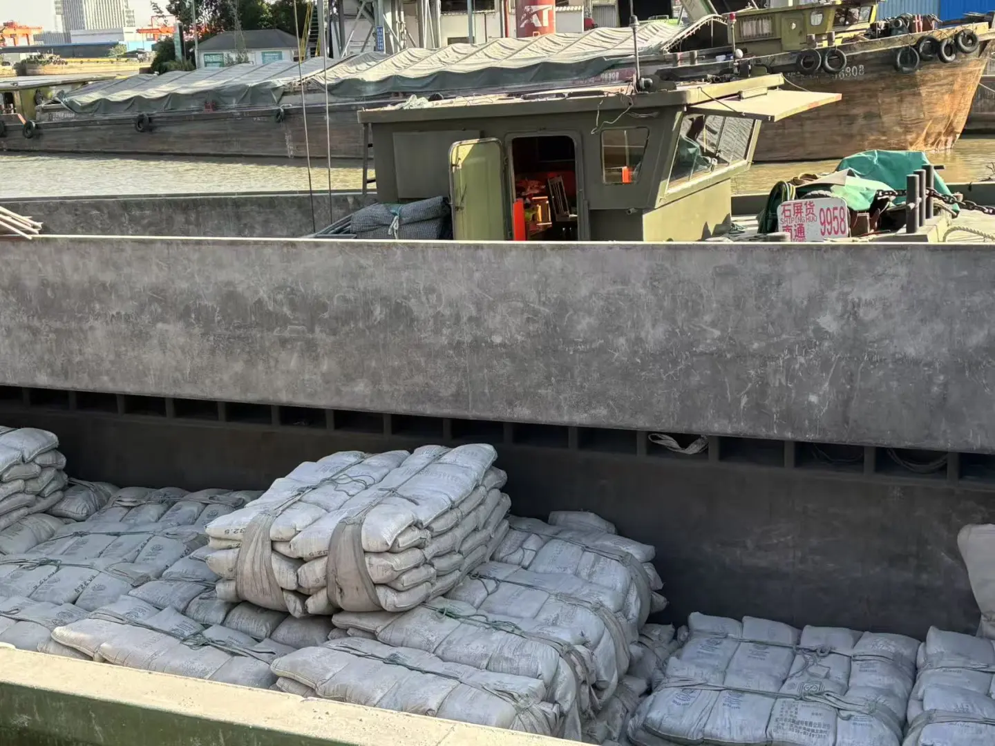 苏州全城配送水泥黄沙砖块等建材