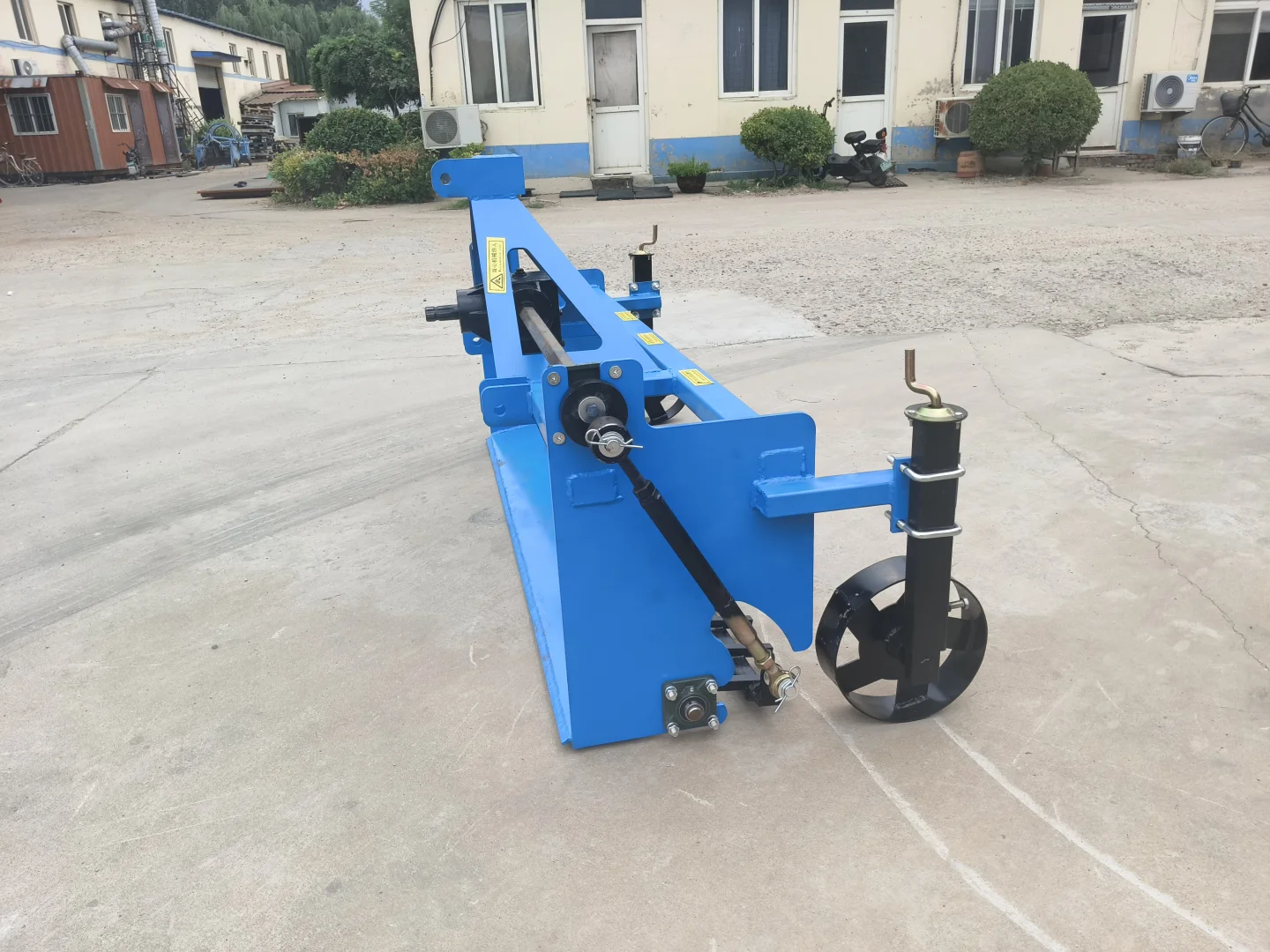 多功能起苗机，起膜机现货多多