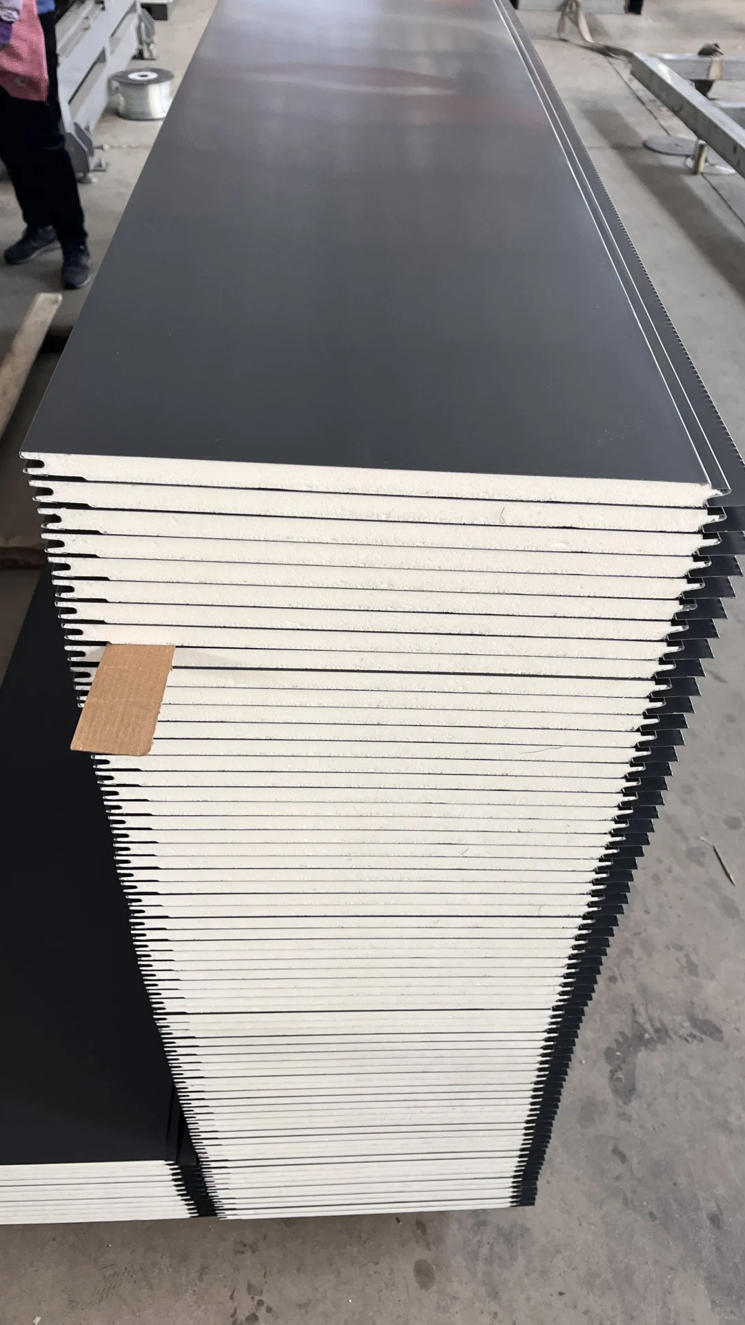 山东工厂生产夹芯板 供货商欢迎采购