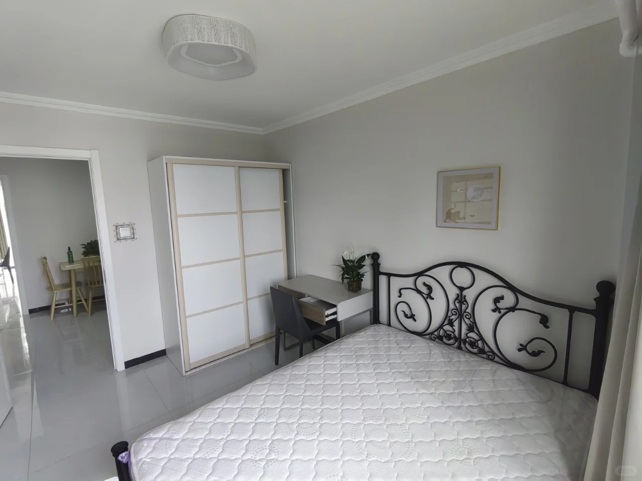 8月14号正规两居，育新地铁10分钟