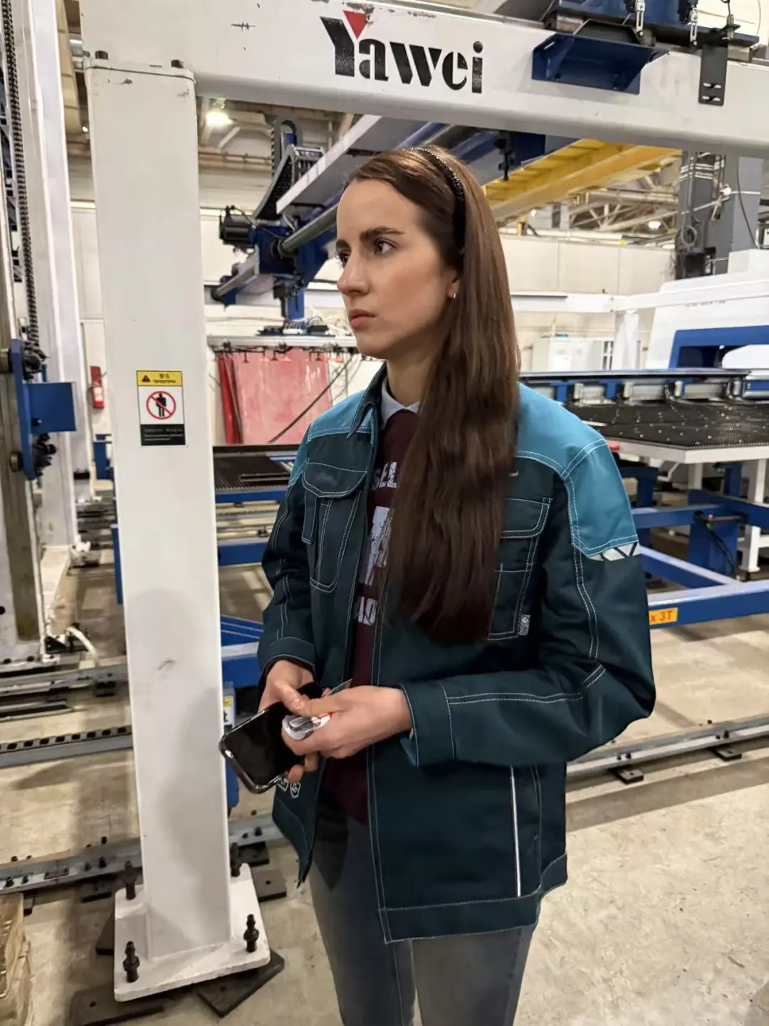 折边机调试中…?️江苏亚威机床 ??