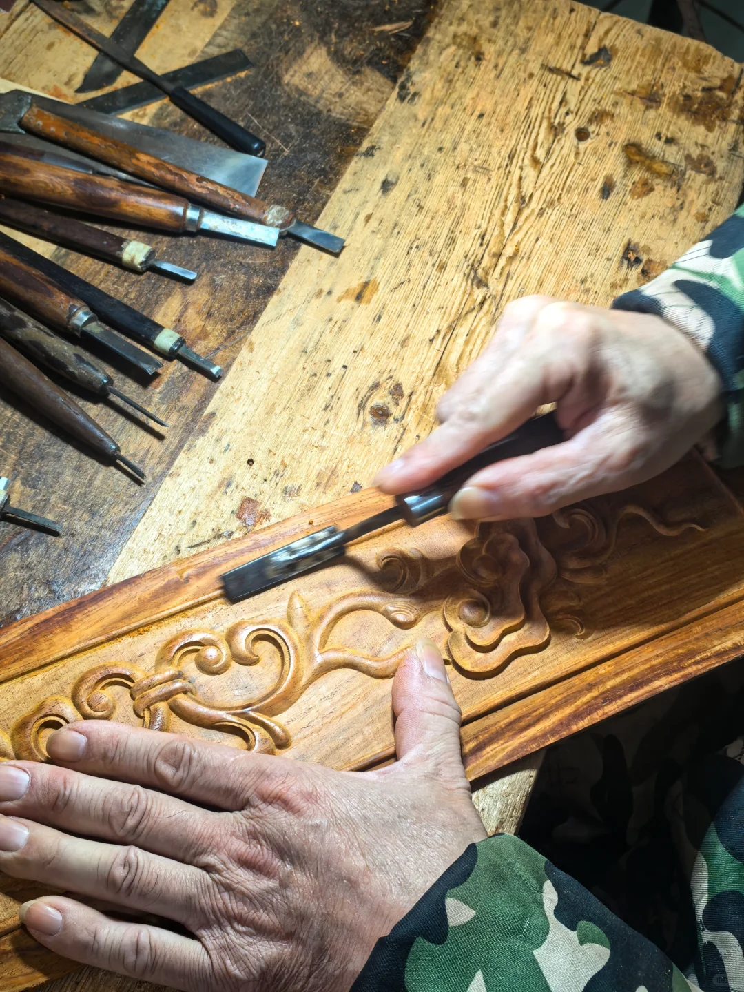 跑工厂时，拍下了师傅们的日常