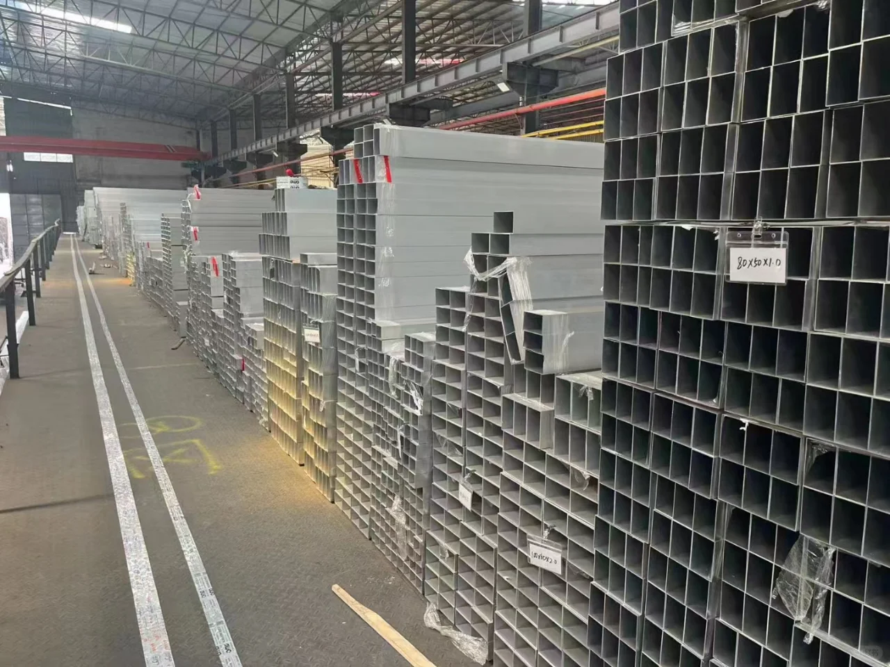 铝扁通是打造环保建筑的首选材料