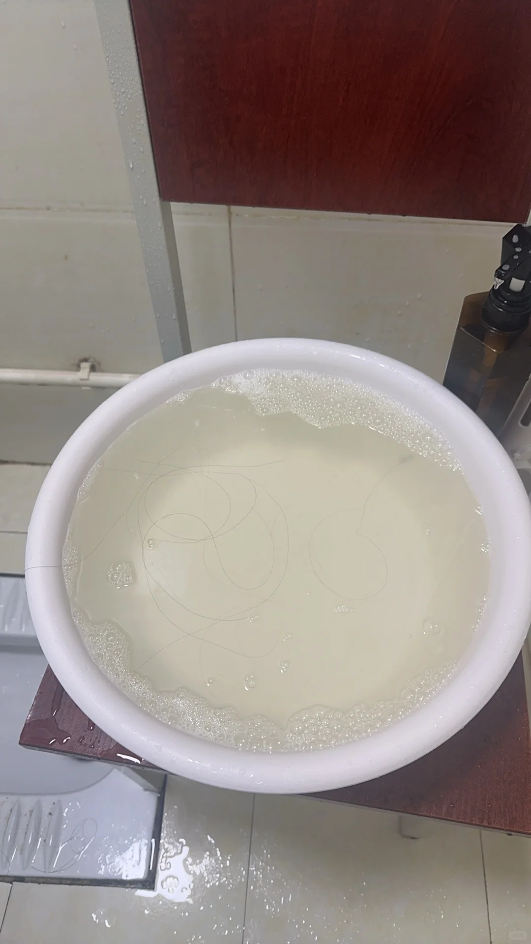 西安翻译学院能把水黄这事解决一下吗