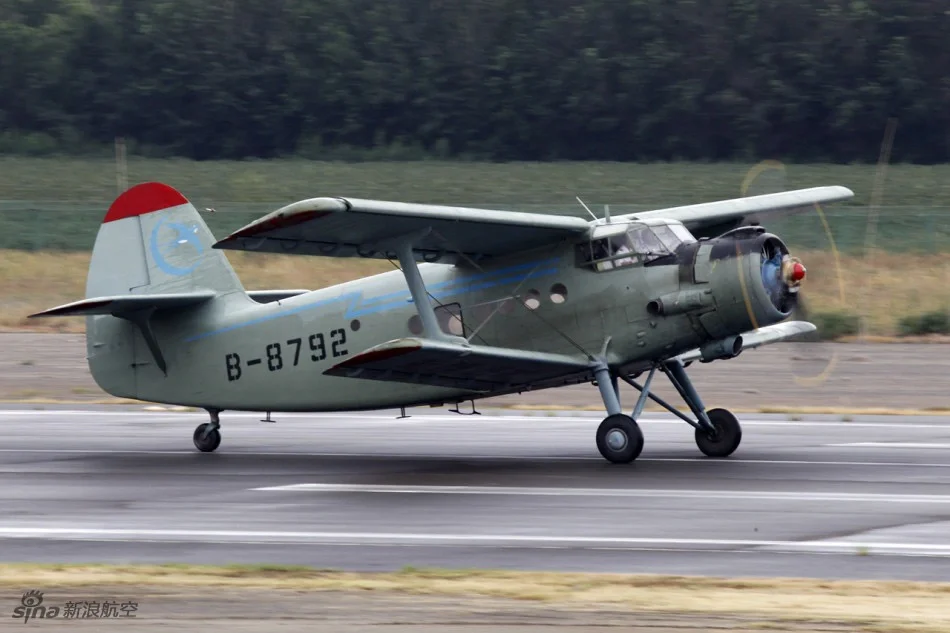 我兔运输机系列——运5“空中拖拉机”