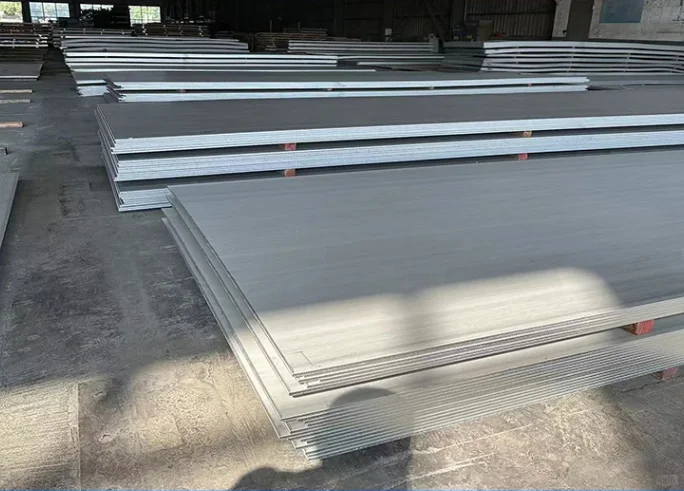 00后接手钢板工厂的一天