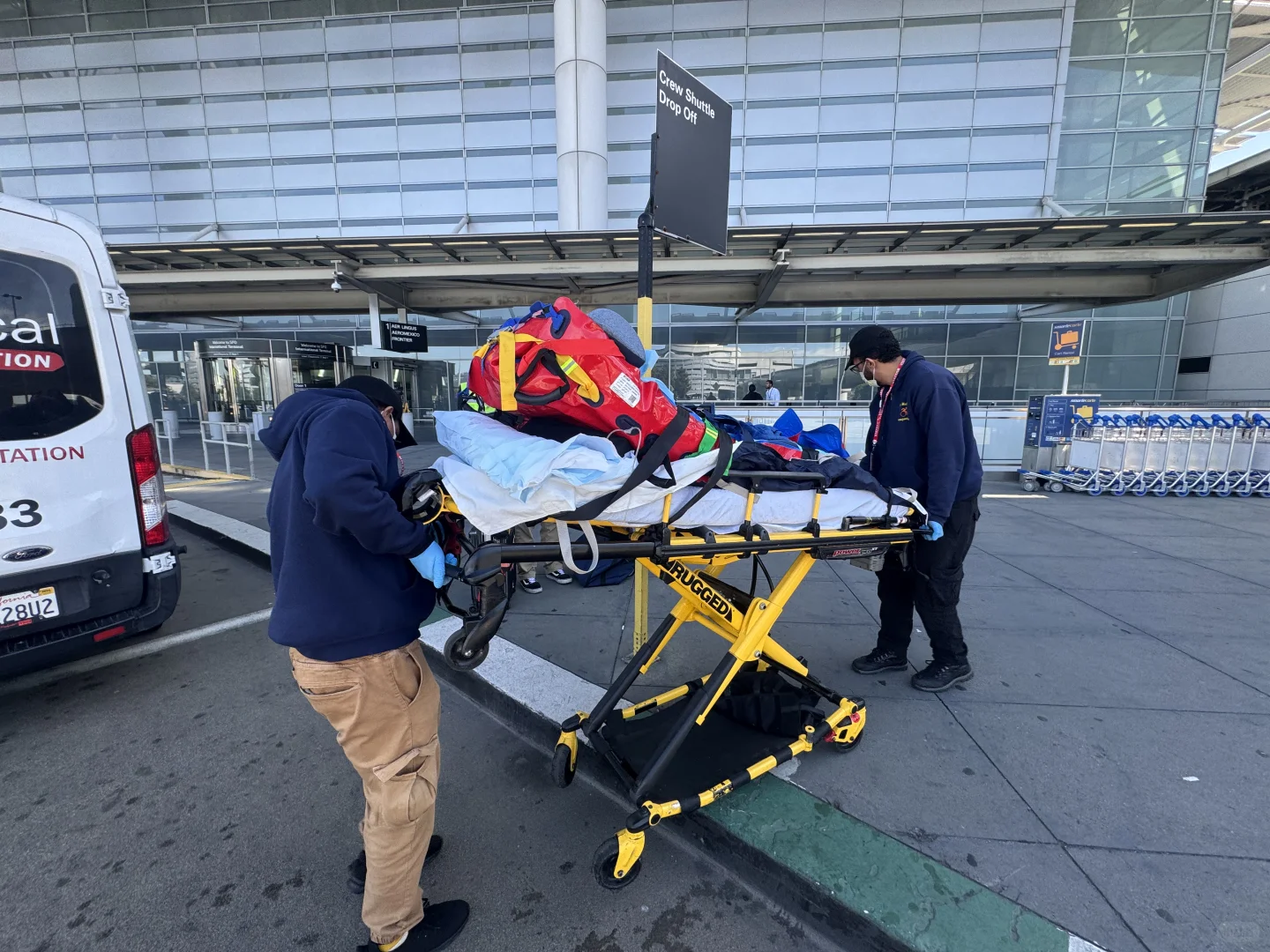 身在海外突发重病？别慌！民航担架位