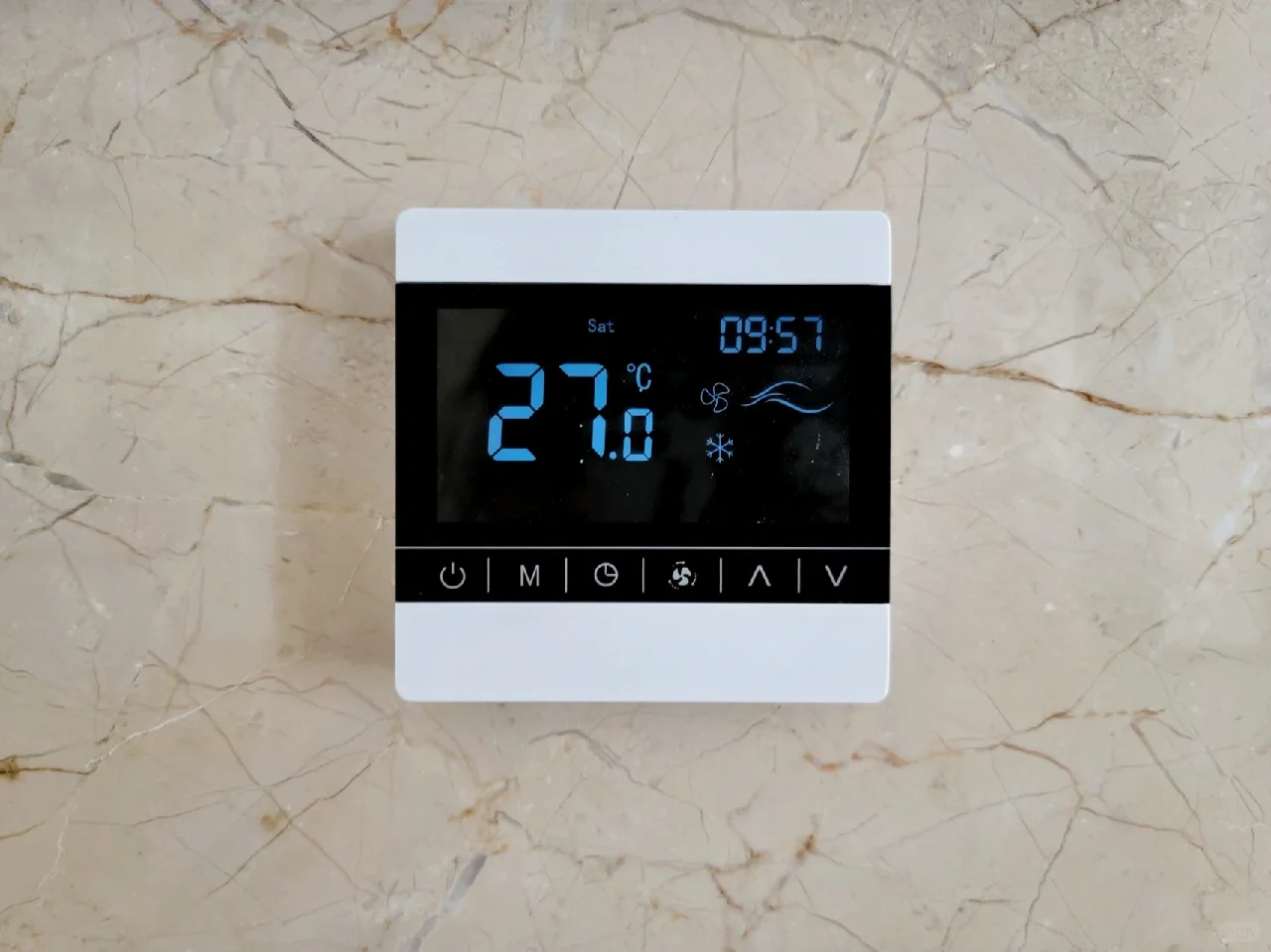 天府机场办公楼：谢谢你帮我节省几十万电费