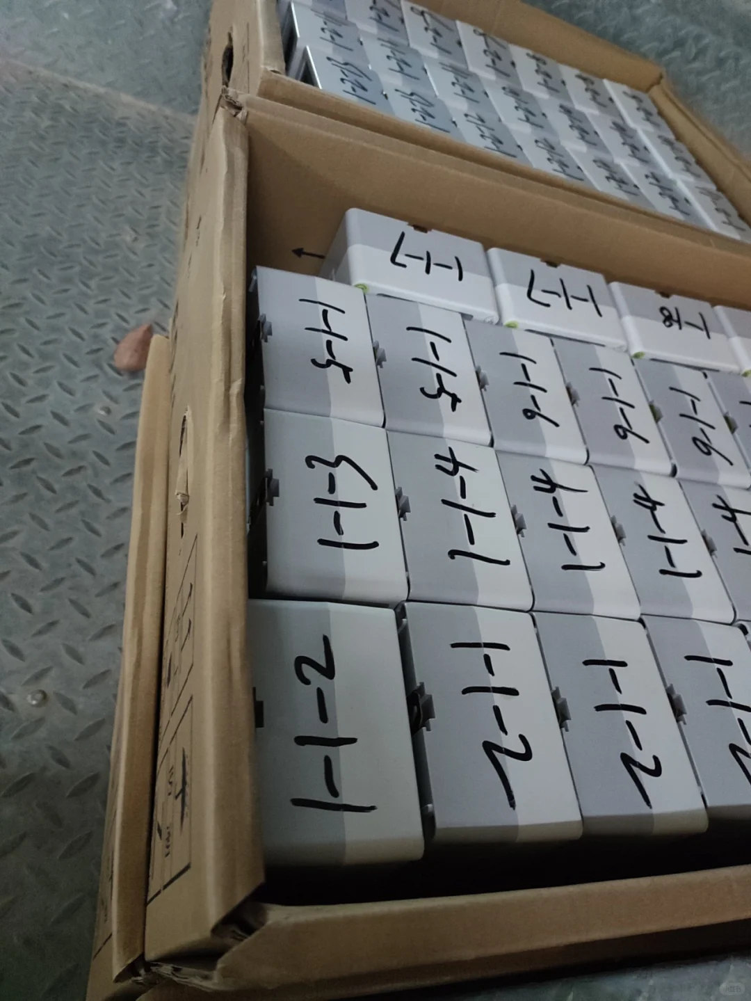 旧电表更新，新电表换模块，这个月有忙的