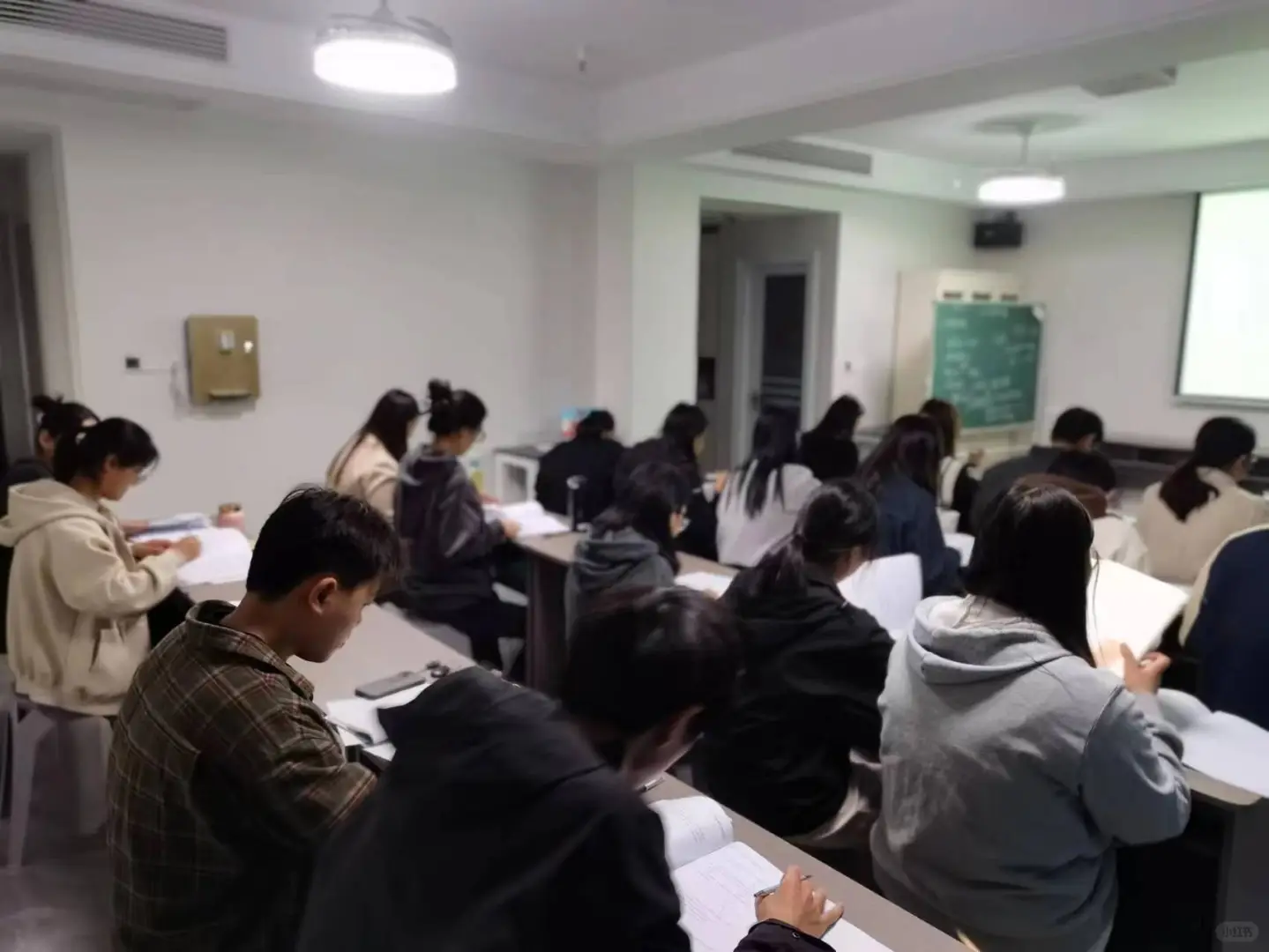 2025年11月29日湖南株洲市直遴选面试题