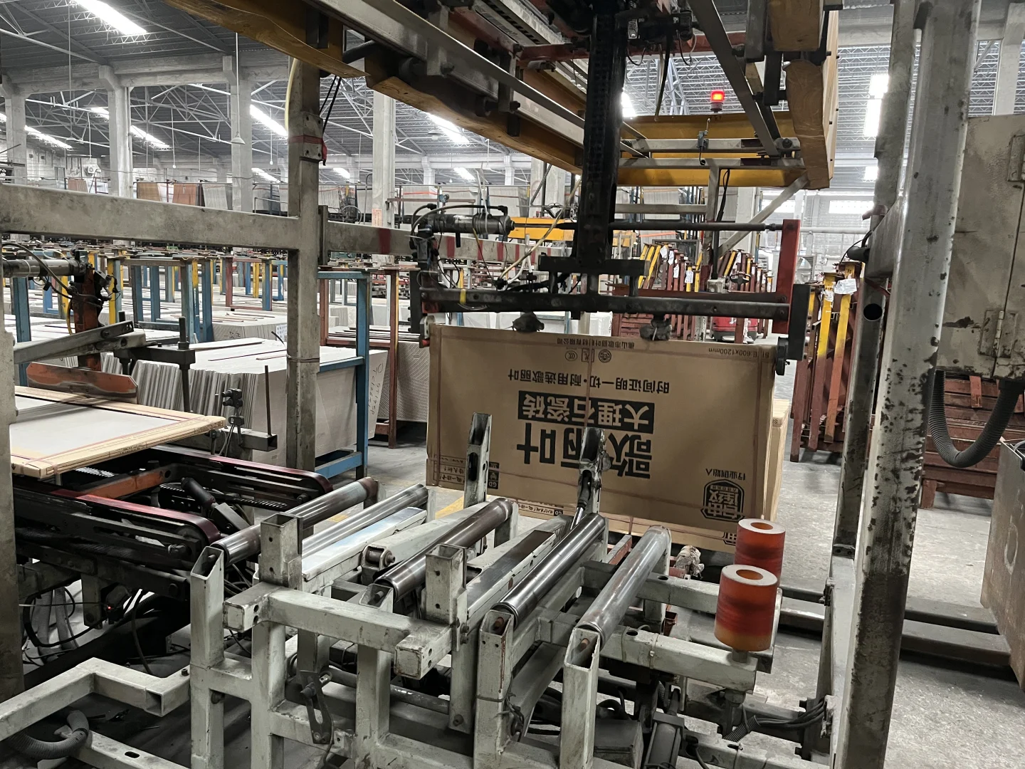 瓷砖工厂?生产线