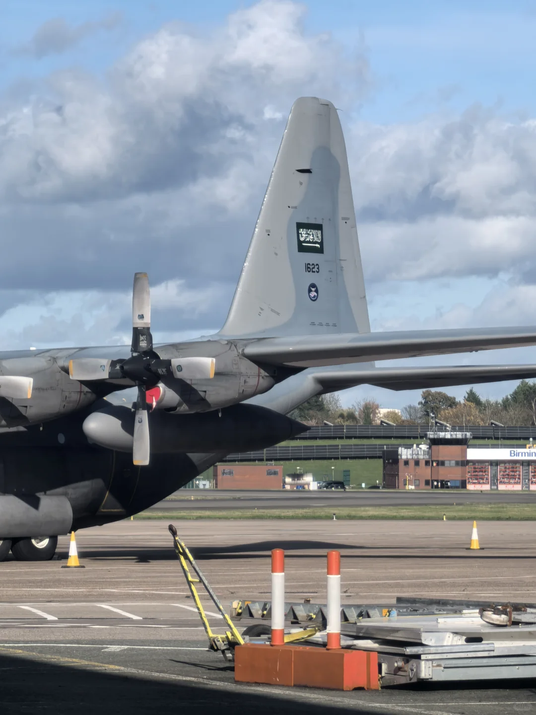 沙特皇家空军C-130H