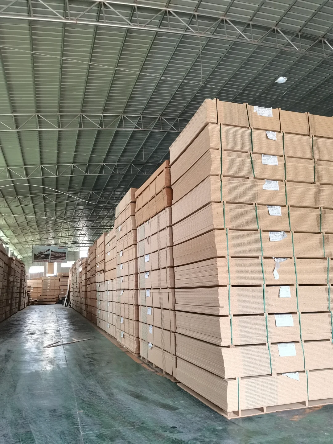 南宁全屋定制衣柜工厂！德国豪迈激光封边