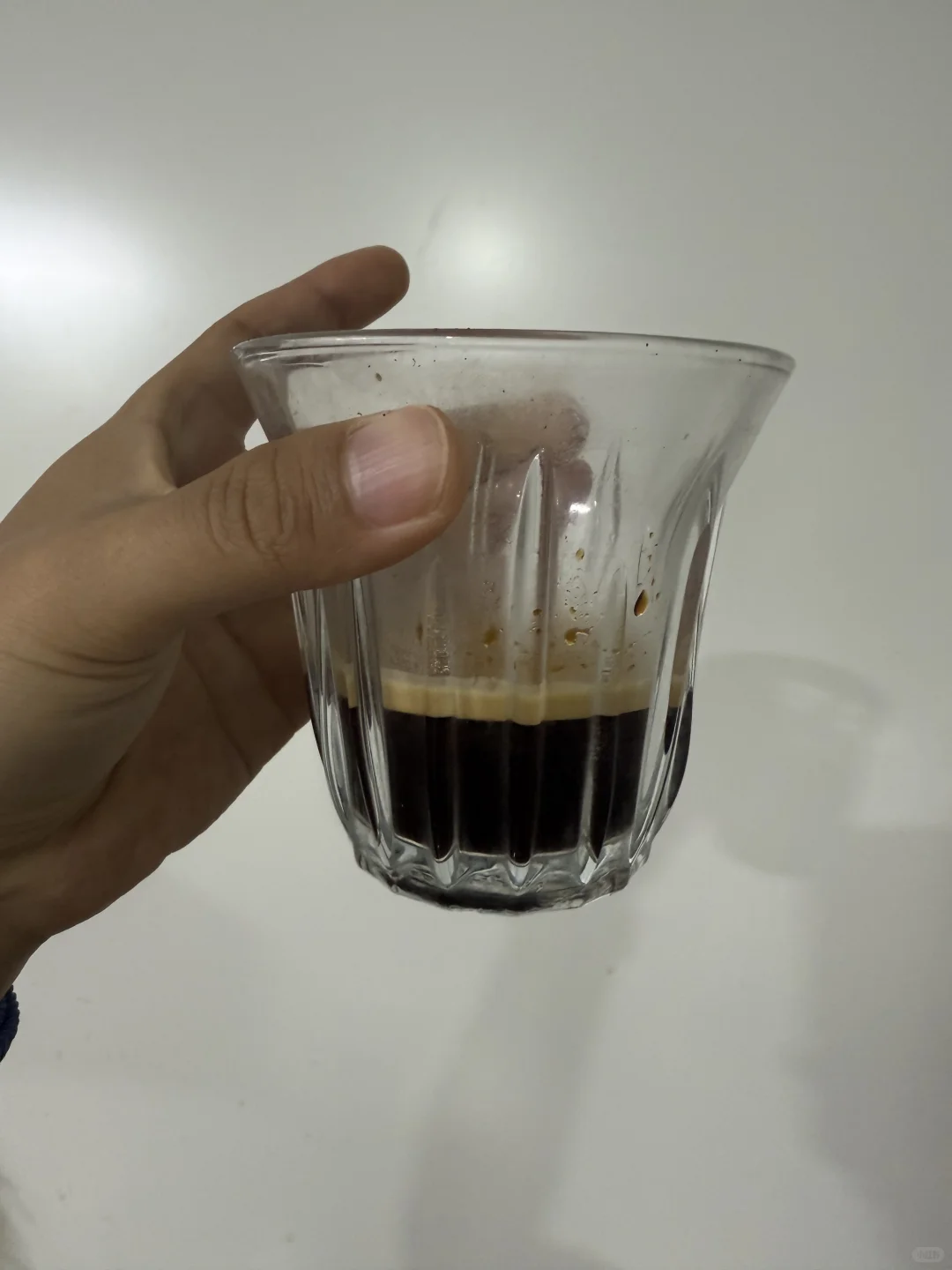 老挝??万象 老挝农业展会上买豆试一下