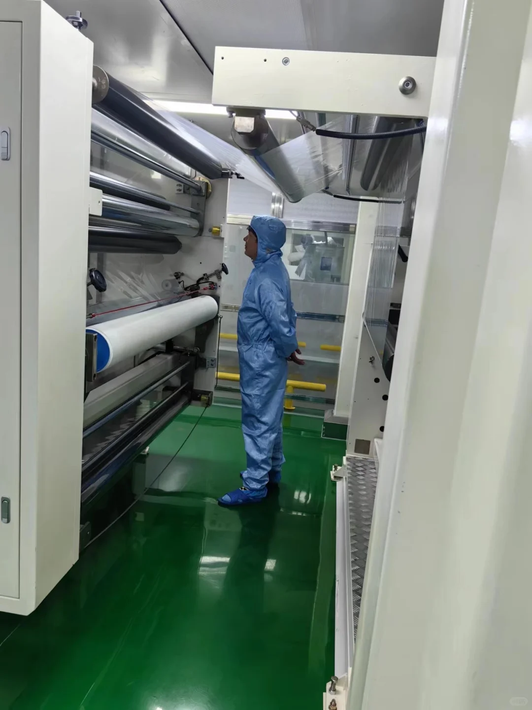 膜太极先进的涂布生产线