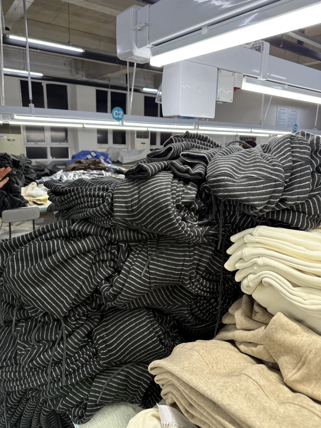 别听他们扯，这才是真正的大牌羽绒服代工厂