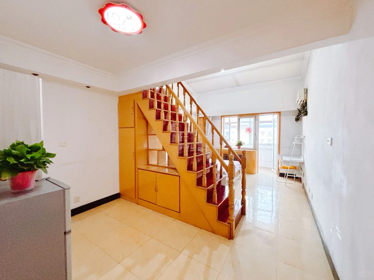 建材城西二里 精装一居室 育新地铁站