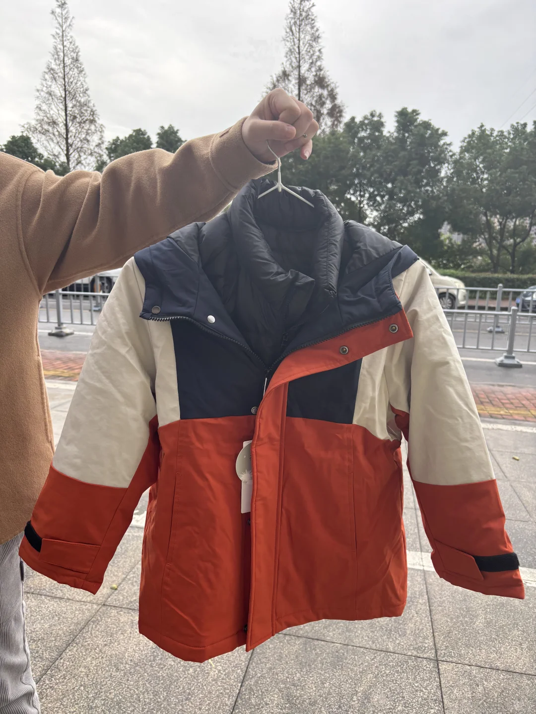 工厂直销童装羽绒服清仓特价