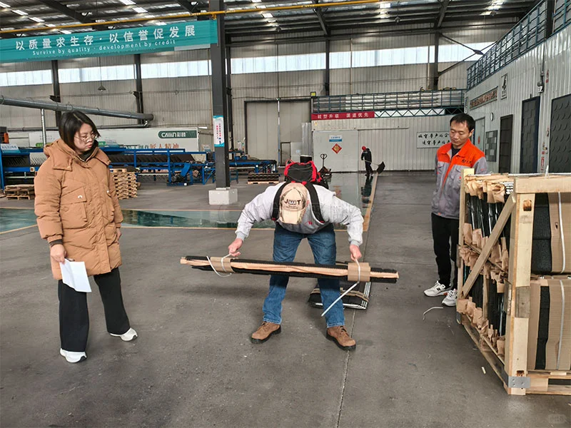 北美客户都来考察！亲临彩麟工厂验证彩石瓦