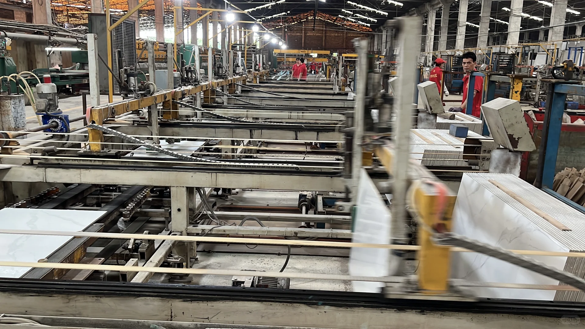 瓷砖工厂?生产线