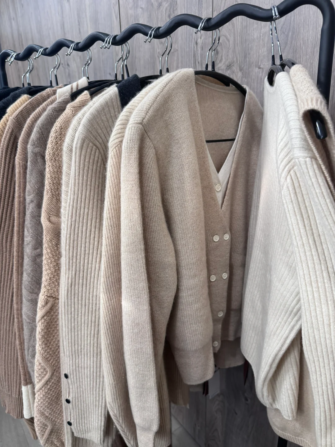 安利苏州这几家羊绒工厂，买/织了18件羊绒衫