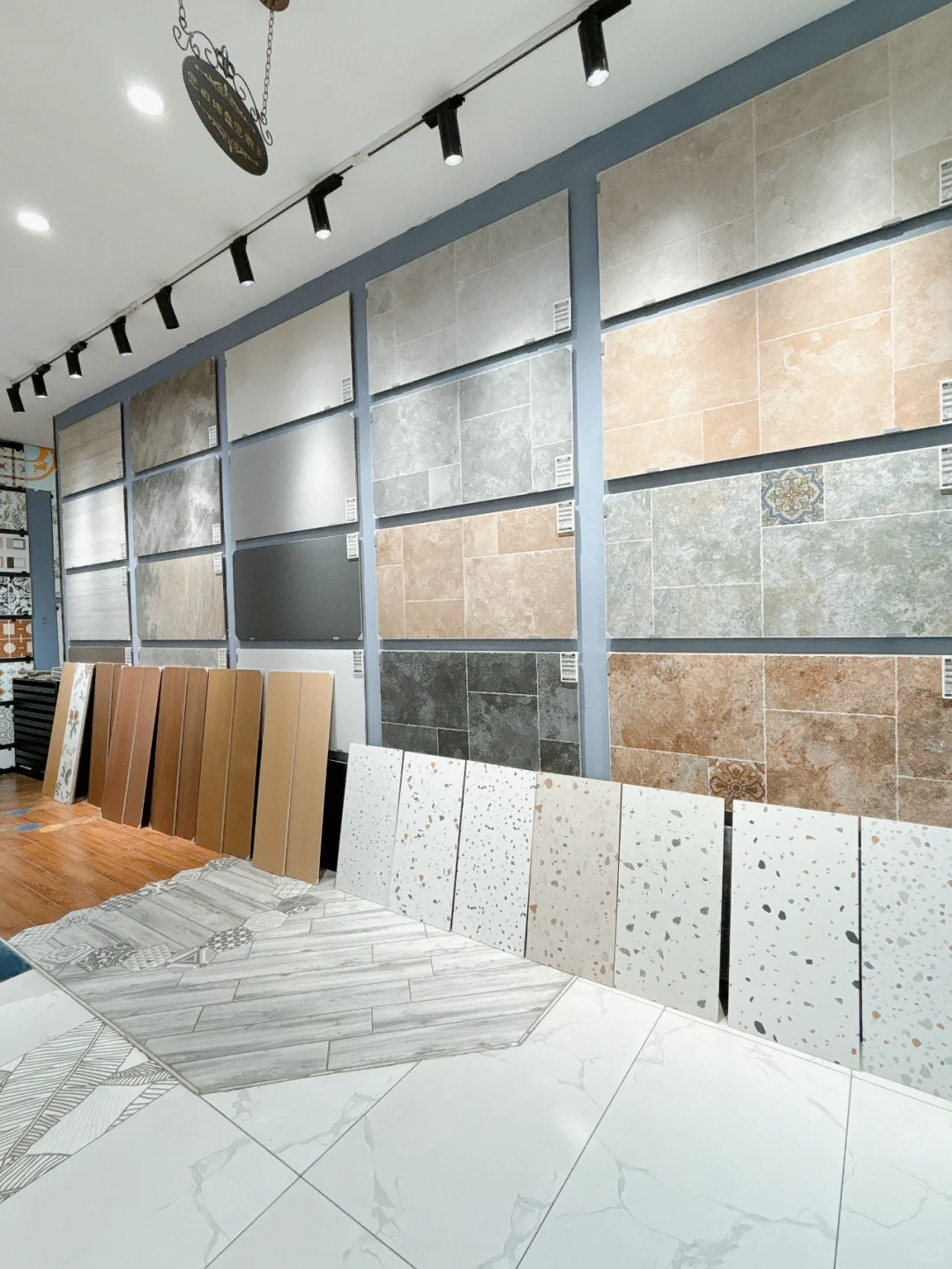 成都网红瓷砖仓库，全部批发！