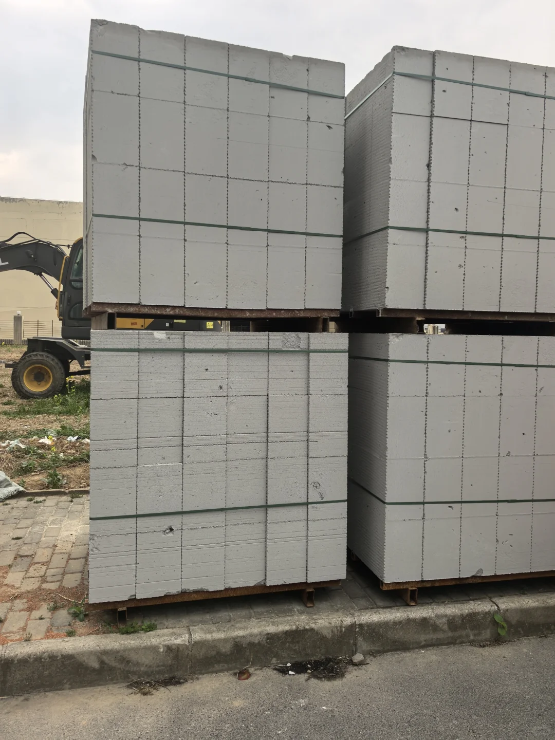 建材批发：水泥 沙石 轻质砖 瓷砖胶 配送