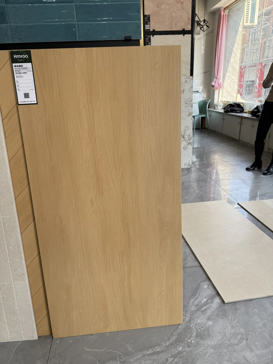 装修第20天，防水已测试2天，瓷砖进场～