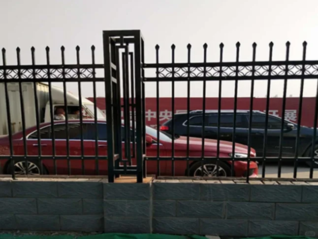 天津铁艺栏杆批发