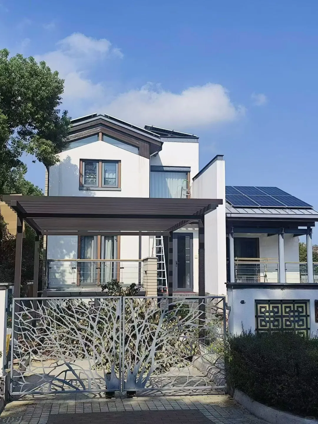 阳光家庭能源别墅光储充