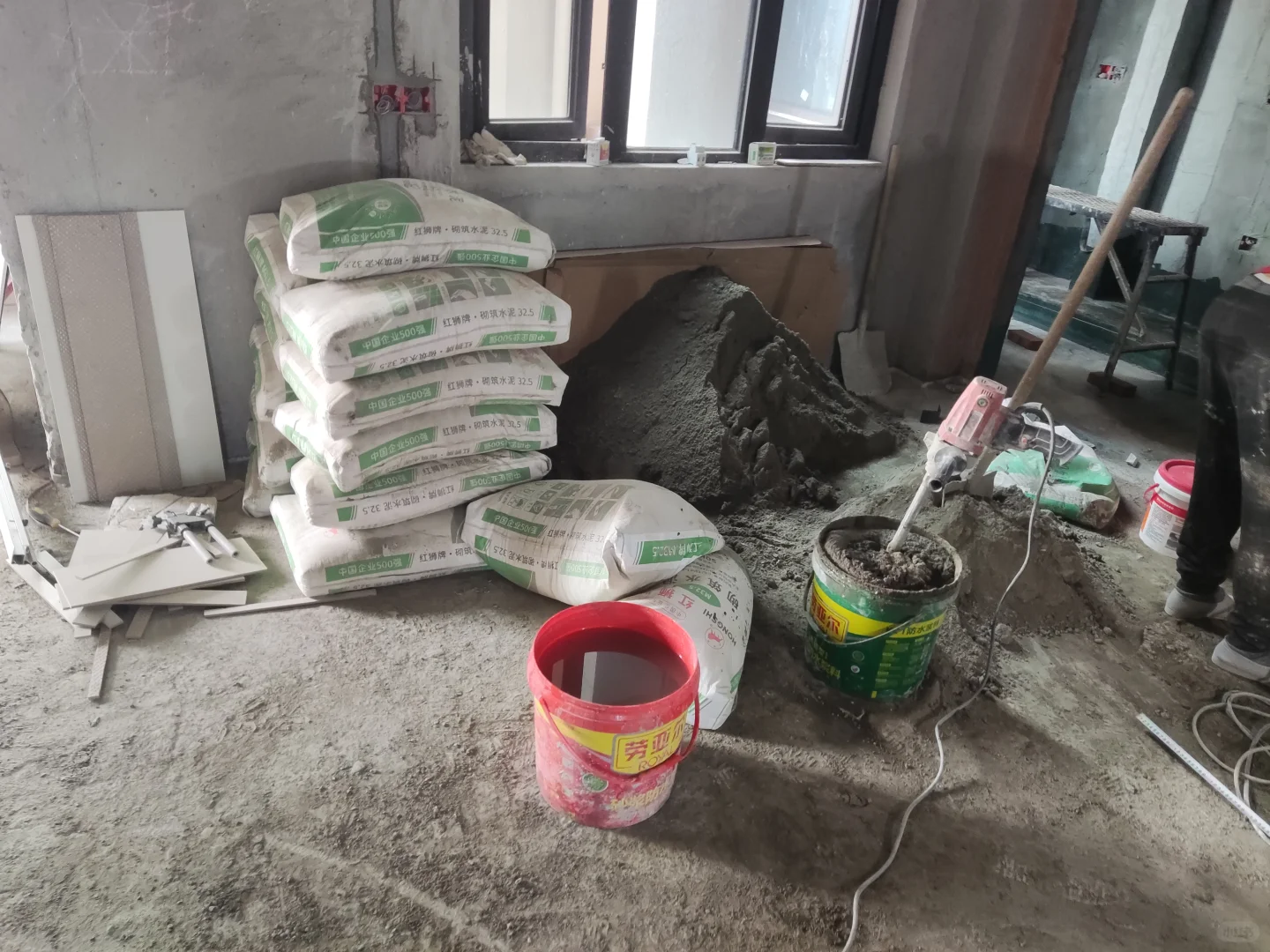 装修材料 重庆水泥河沙配送