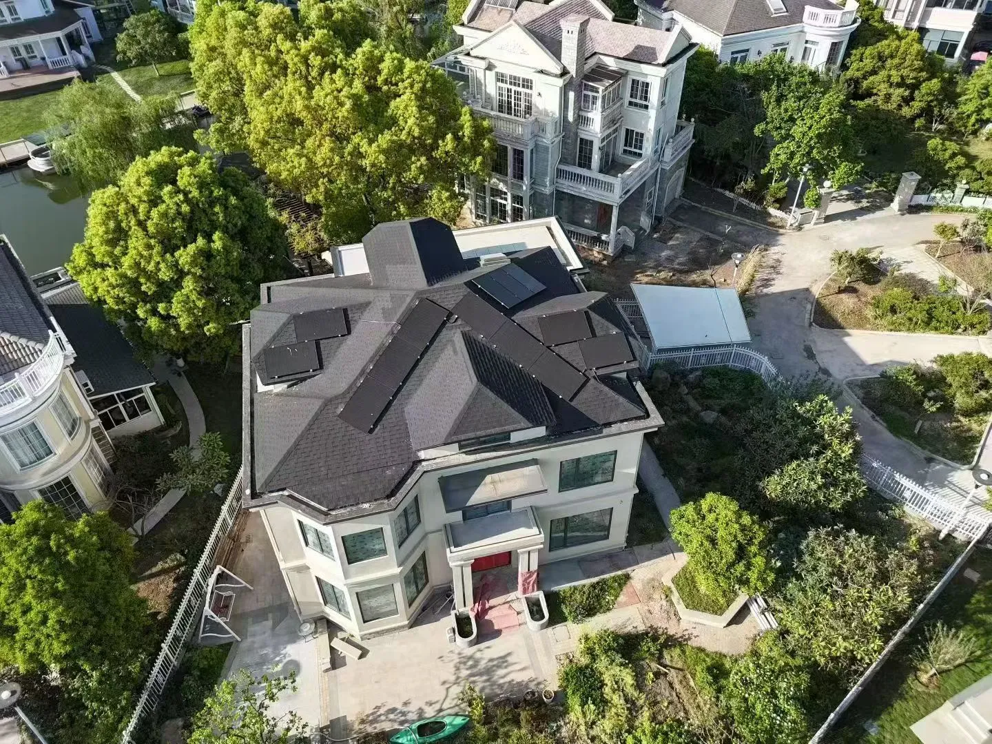 阳光家庭能源别墅光储充