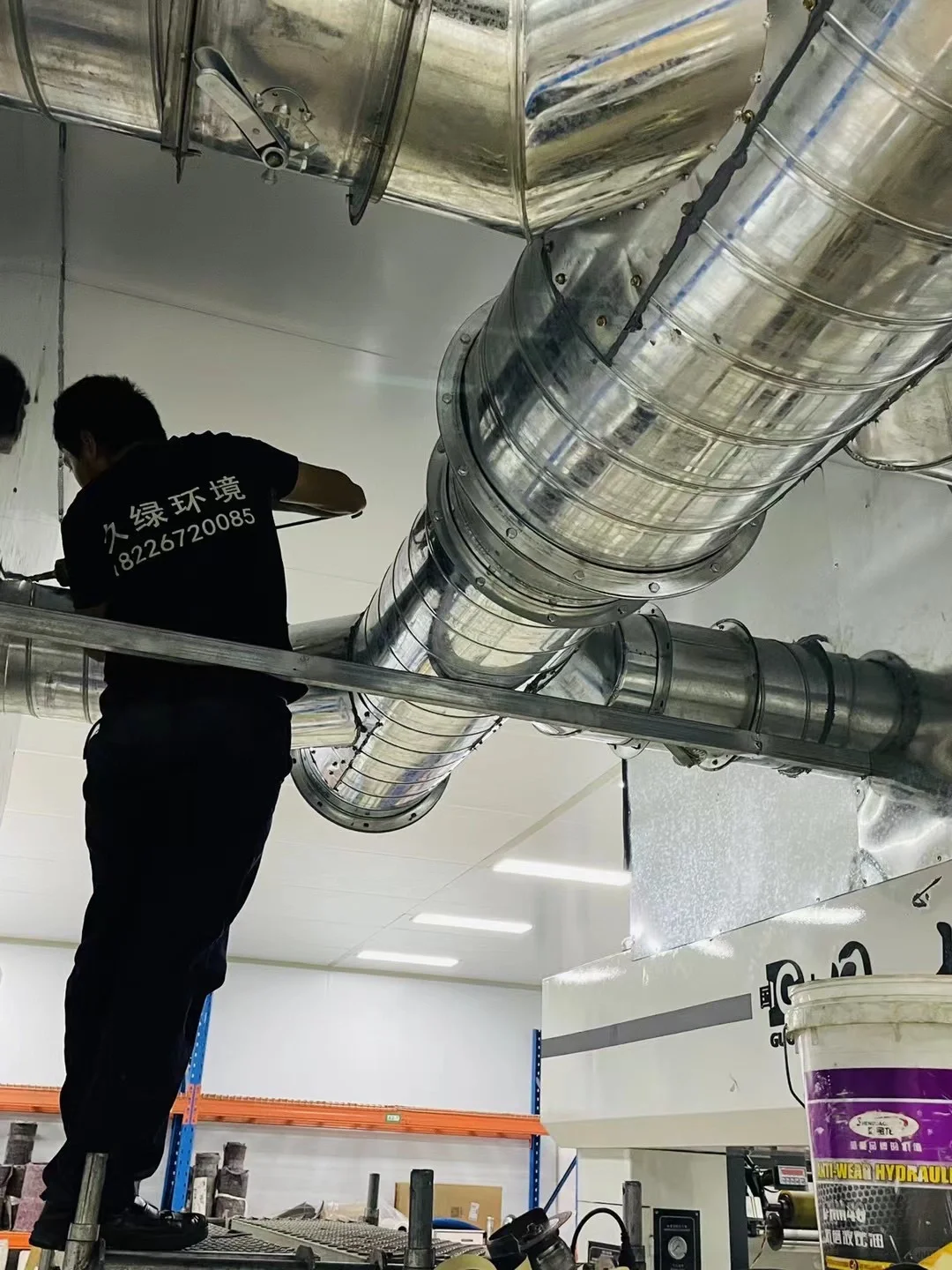 二级活性炭设备 ?废弃处理设备?厂区施工