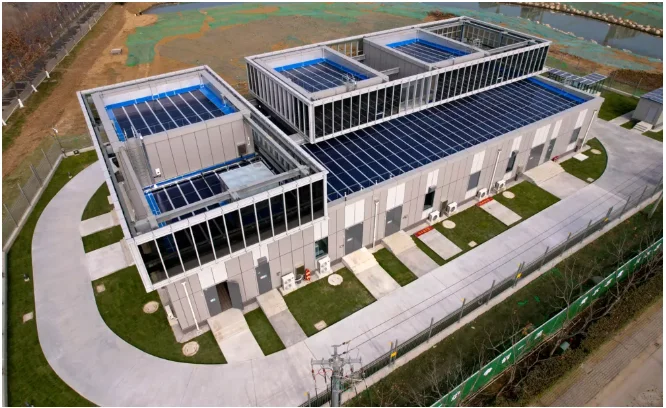 可再生性:太阳能是一种可再生能源,