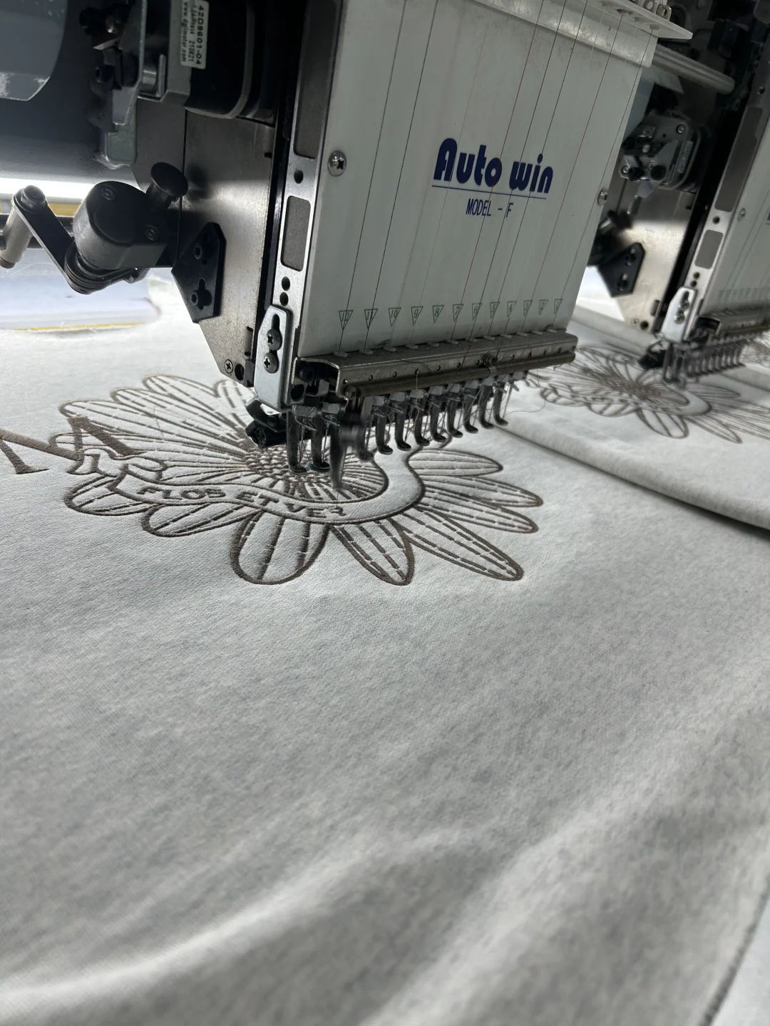 问价是基础，品质是核心，良心服装加工厂在线