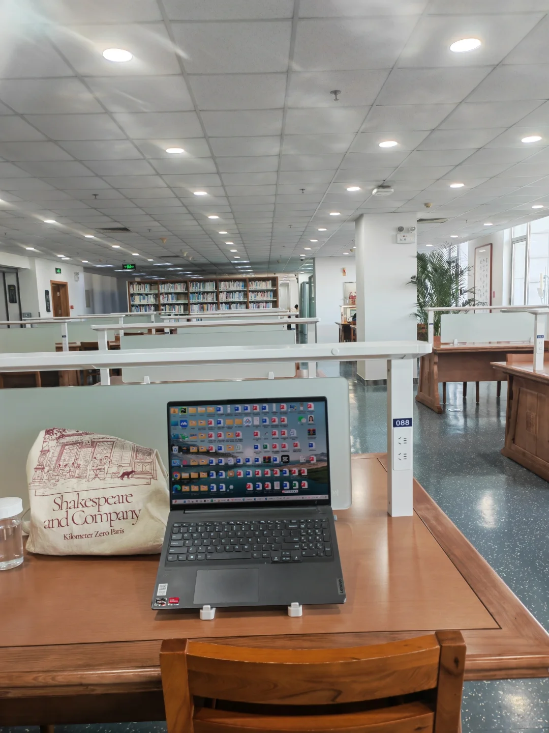 北师大图书馆第二弹 | 插座自由了！