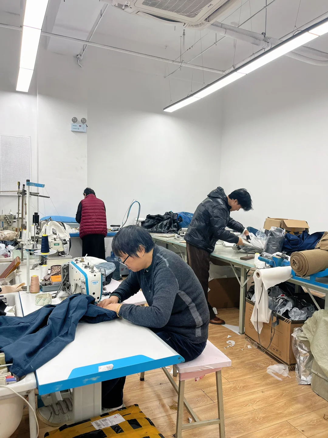 上海服装加工厂 支持小批量订单生产