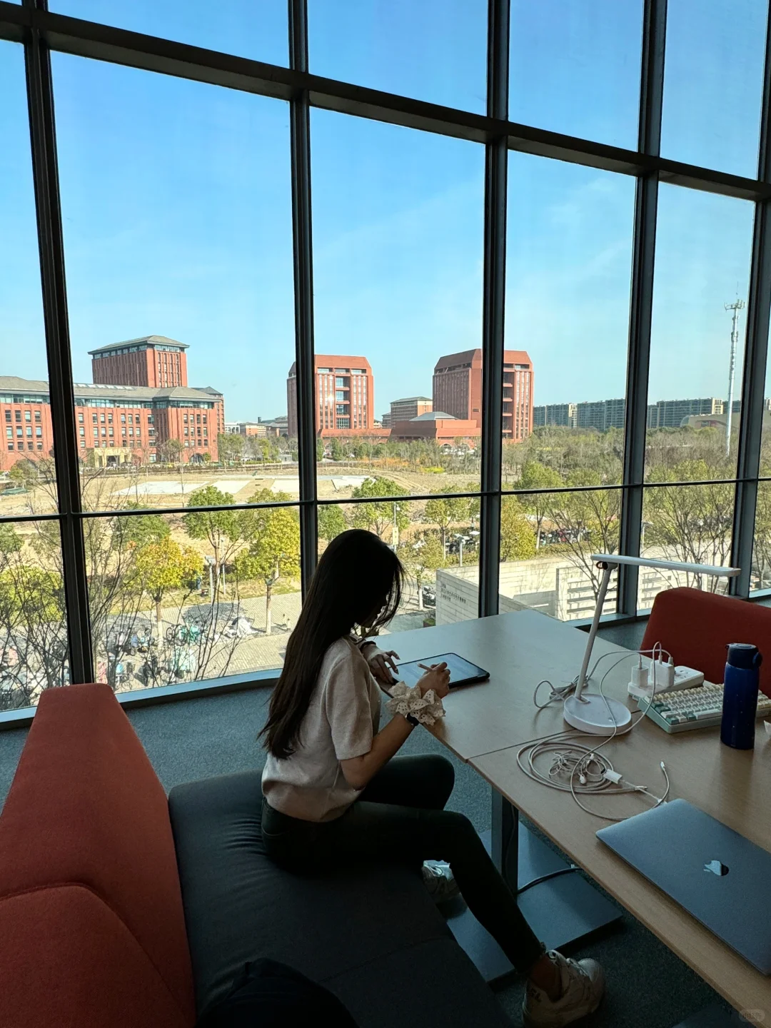 喜欢浙大的漂亮图书馆