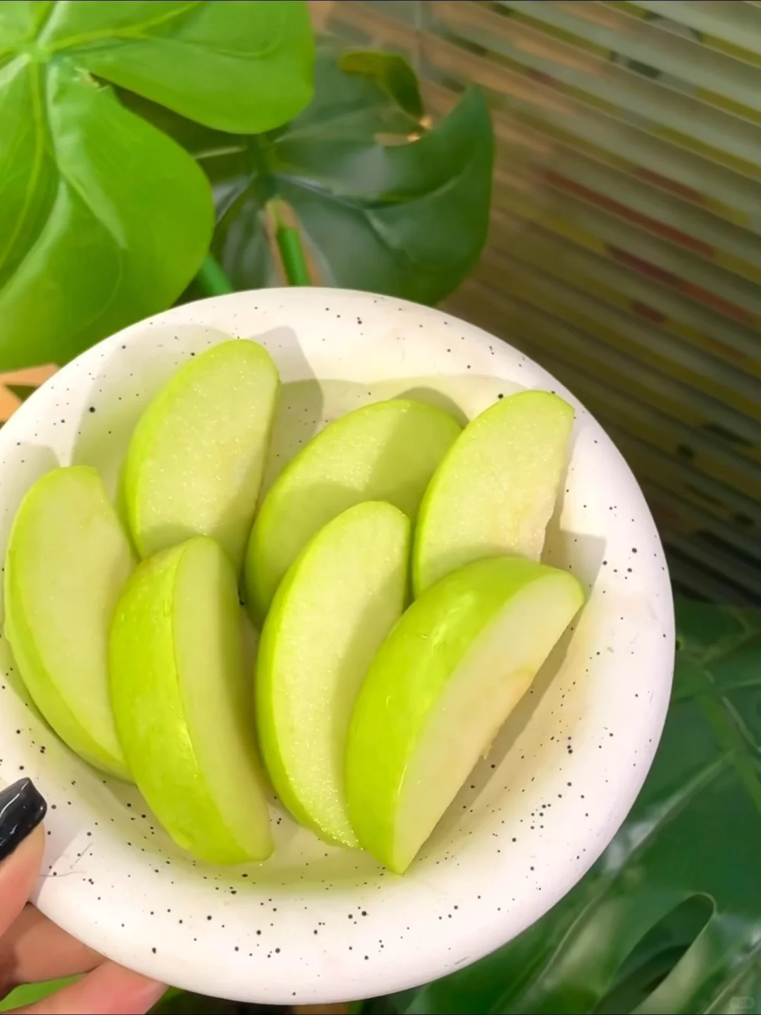 喜欢吃苹果的姐妹有福啦