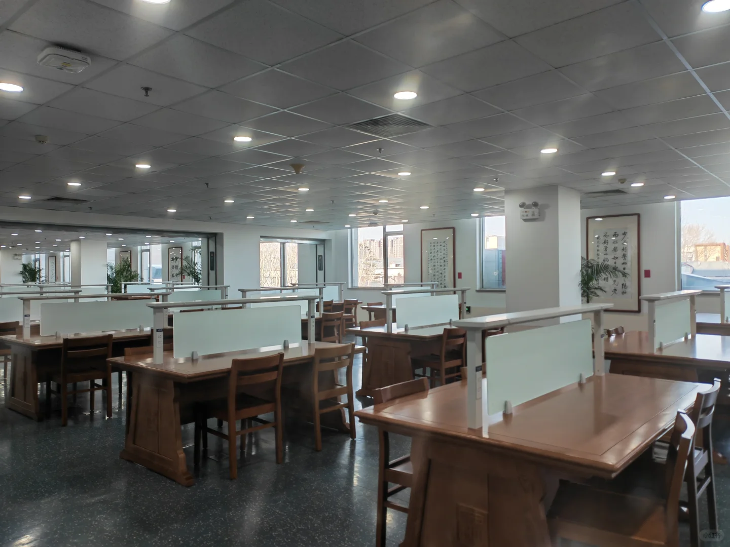 北师大图书馆第二弹 | 插座自由了！