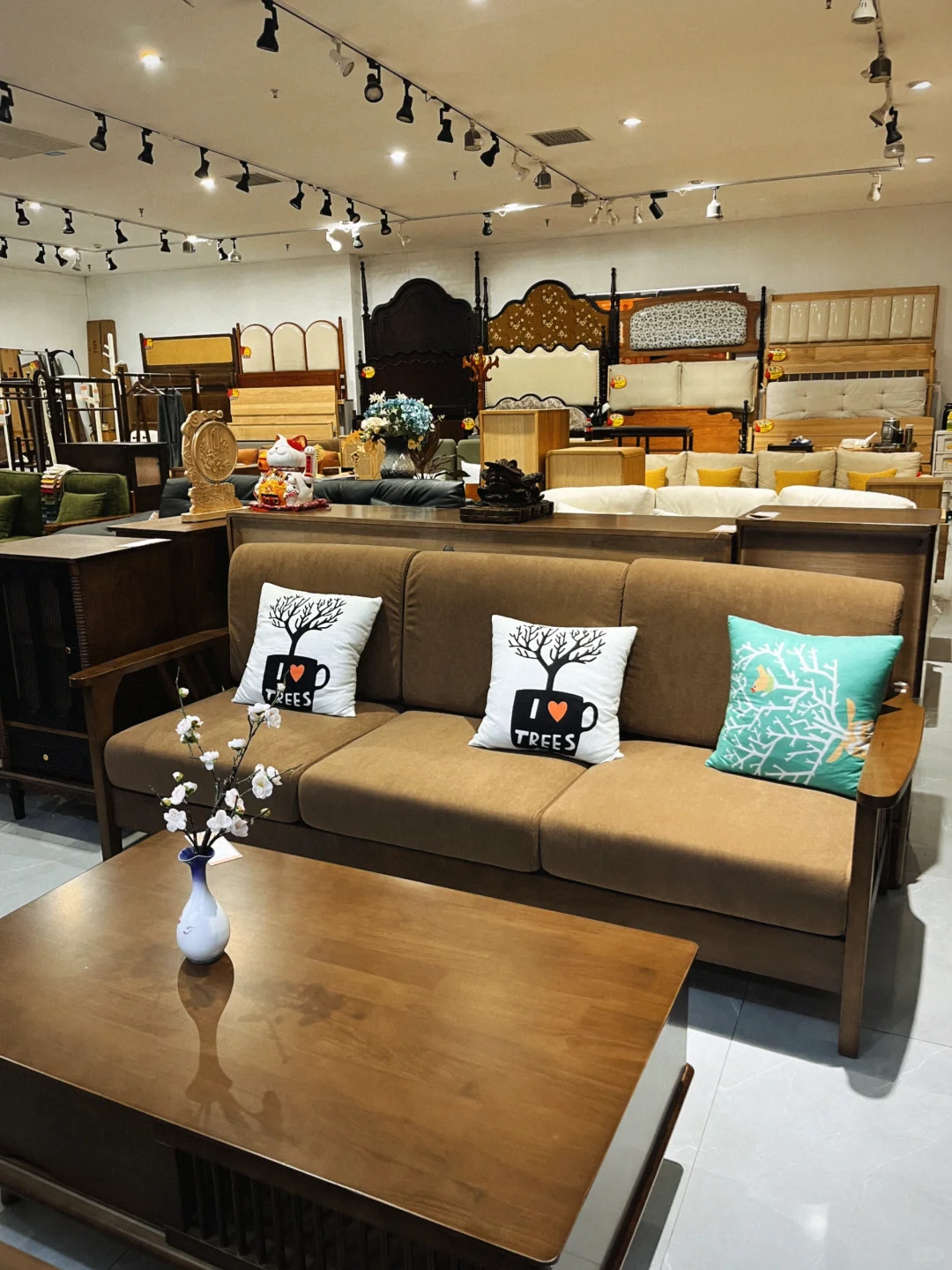 商场哪有家居市场好逛